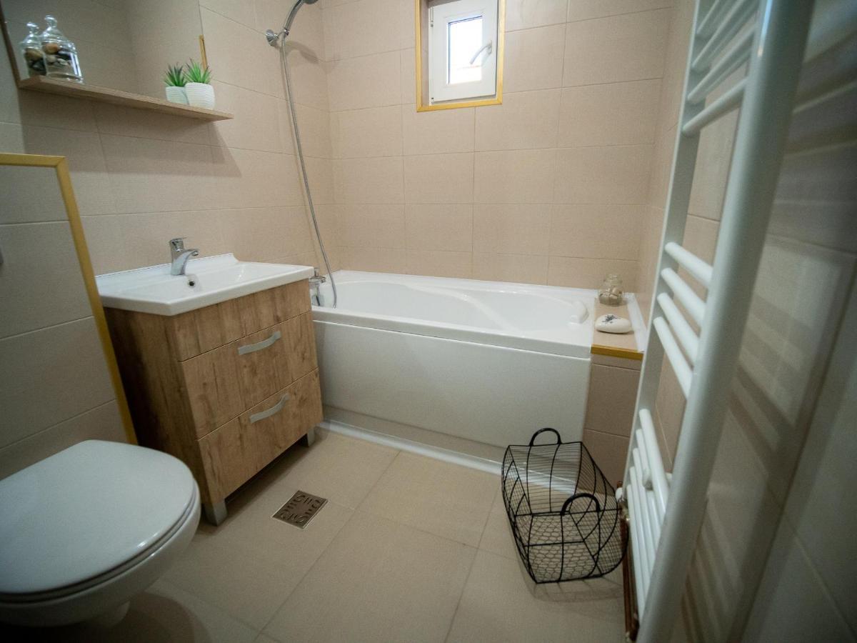 L&R Modern Apartment Otelu Rosu 외부 사진