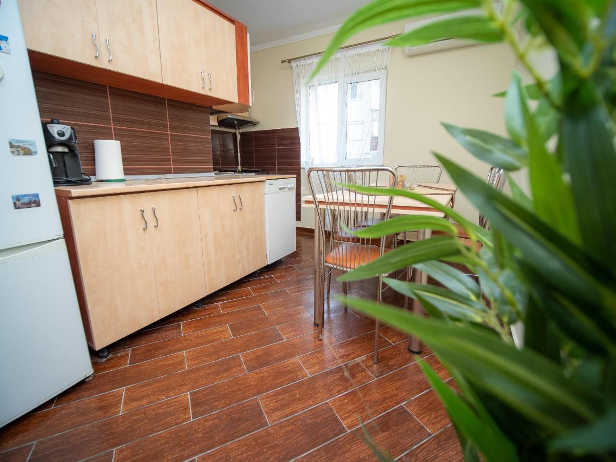 L&R Modern Apartment Otelu Rosu 외부 사진